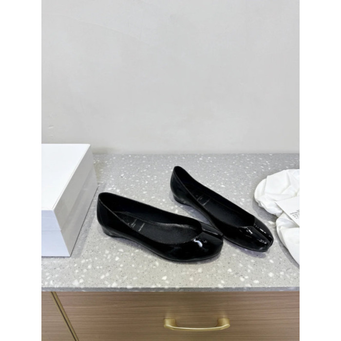Christian Louboutin × Maison Margiela Black Patent Leather Tabi Split‑Toe Flat Shoes